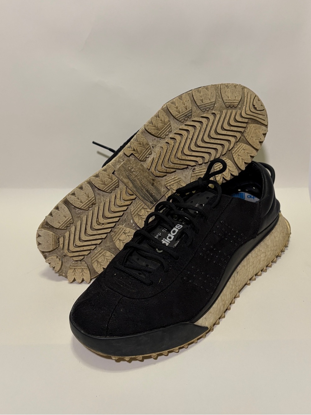 Adidas X Alexander Wang Hike Lo Black
Men’s Size 9.5